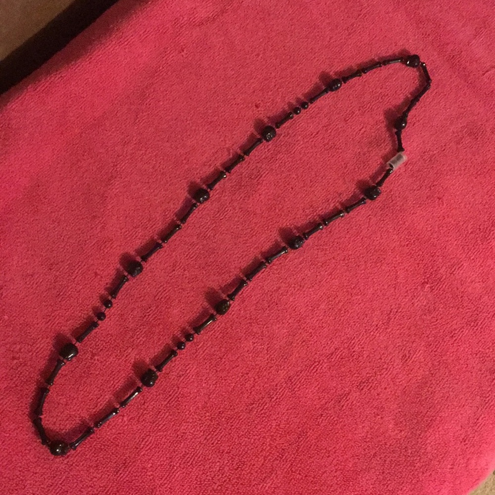 Black skull necklace